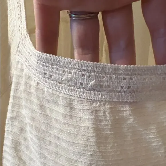 Urban Outfitters Cropped Long Sleeved Cream Top size S - Picture 2 of 9